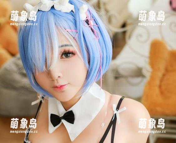 不一样的MiMi Chan，穿得一条牛仔裤，高清写真带你进入“衣柜时光”